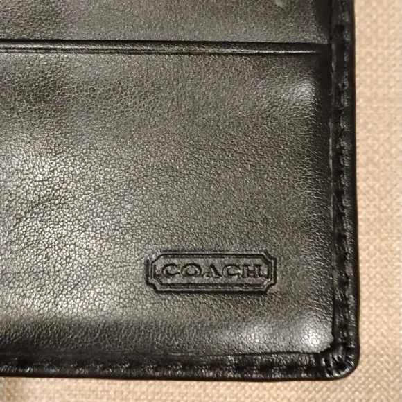 Diane Von Furstenberg & Coach Wallets. - Picture 12 of 12